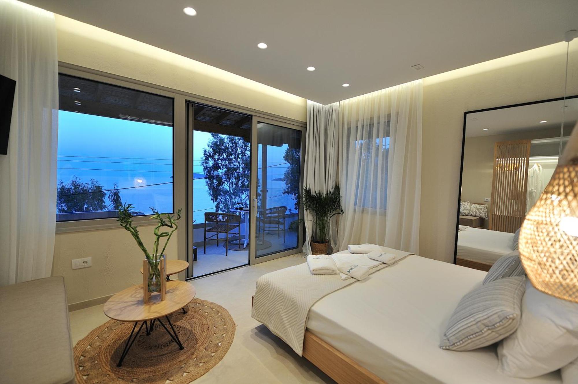 Salty Wave Suites Skiathos-stad Buitenkant foto