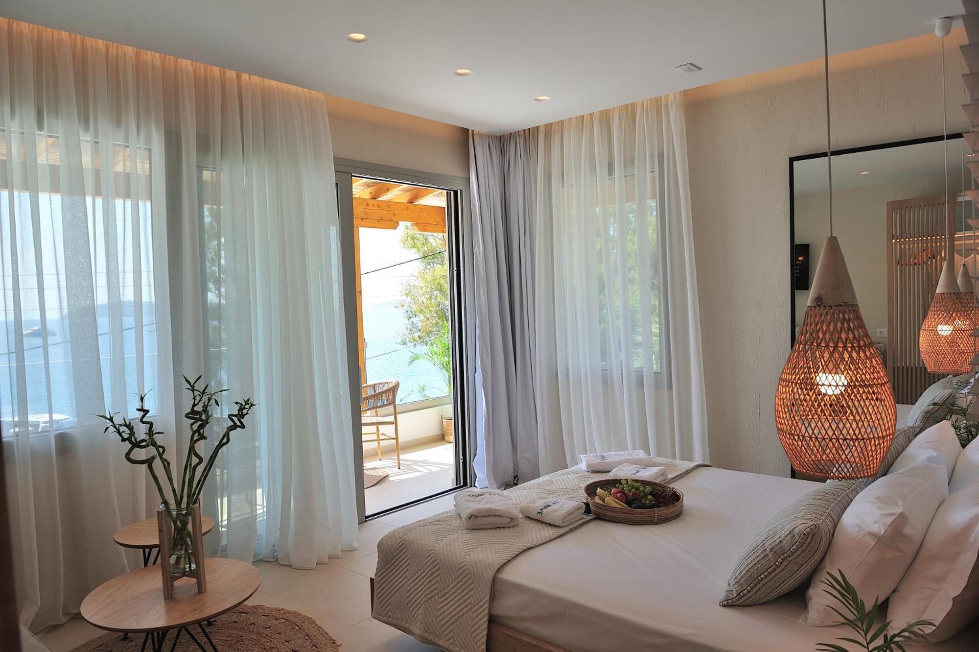 Salty Wave Suites Skiathos-stad Buitenkant foto